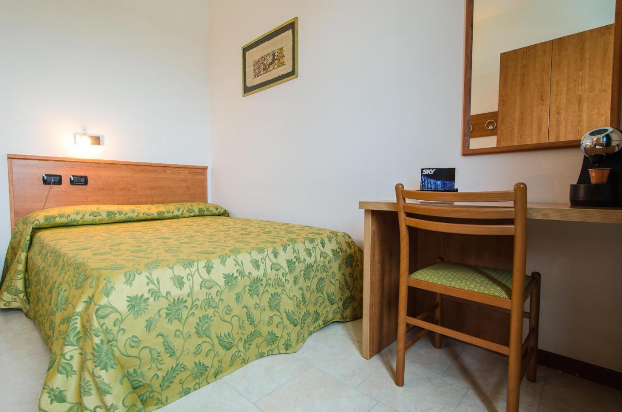 Hotel Luna Blu Casumaro 外观 照片
