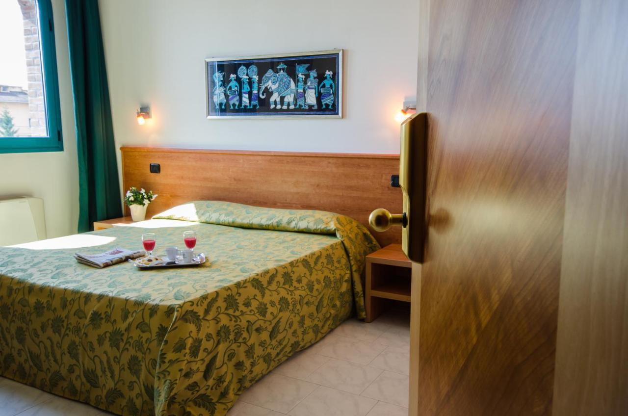 Hotel Luna Blu Casumaro 外观 照片